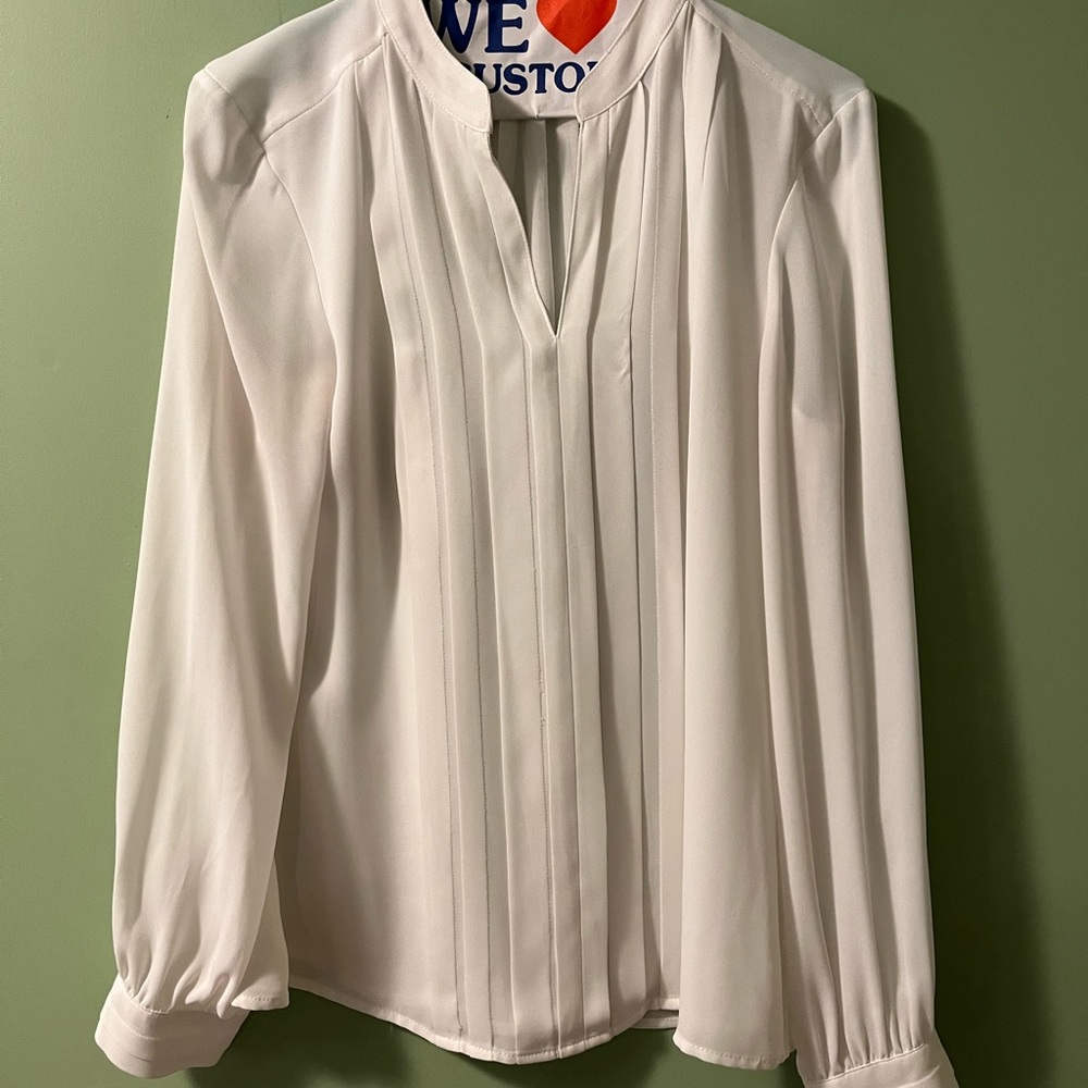 White House Black Market Ivory Blouse Size 4
